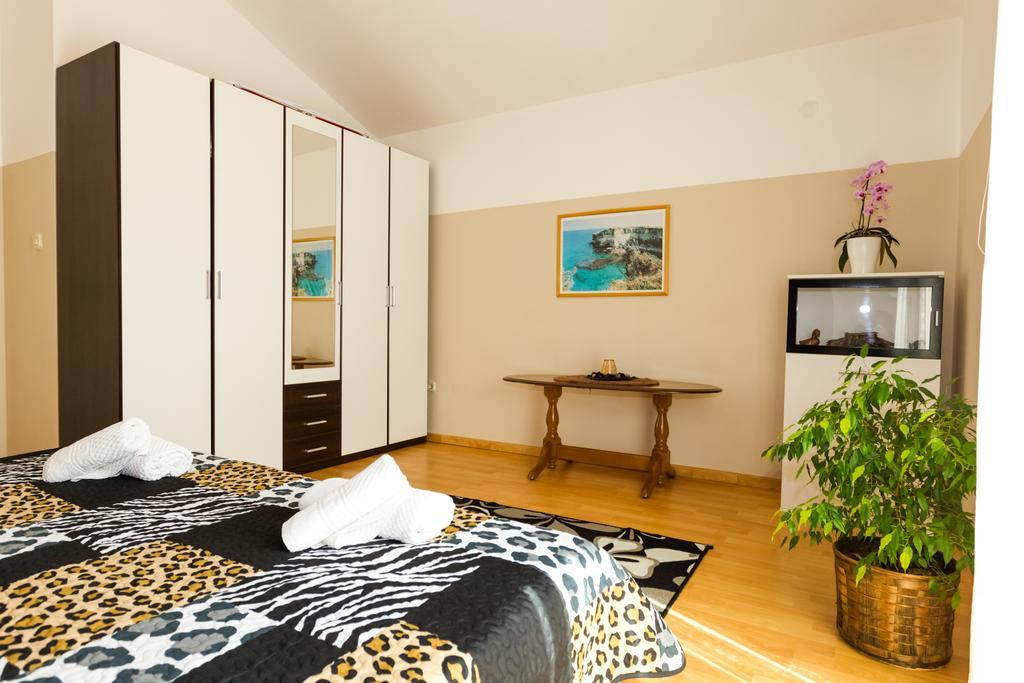 Apartments Villa Orange Zadar Exterior foto